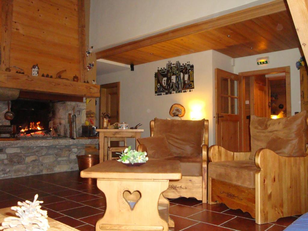 La Joubarbe Au Balcon Du Mont-Blanc Hotel Cordon Exterior foto
